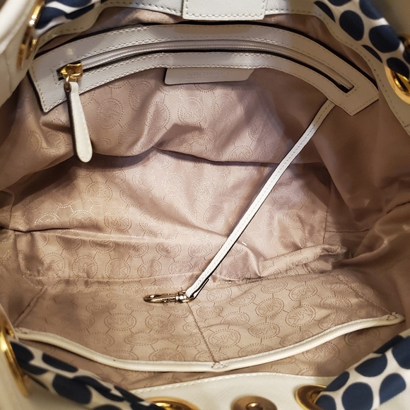 SOLD - Picture 4 of 15